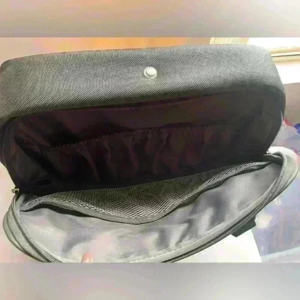 Samsonite Carry On Overnight Shoulder Bag Travel Duffle Luggage Bag Gray EUC